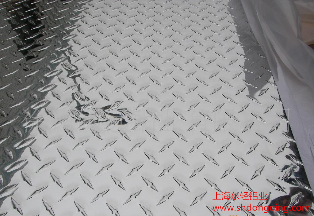 指針花紋鋁板-防滑鋁板.jpg 指針花紋鋁板-防滑鋁板.jpg